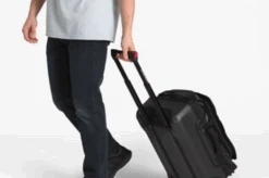 The North Face Rolling Thunder—22" -Travel Bag Store 7cc935 3885160954d9417b88a83531eaf75a68mv2