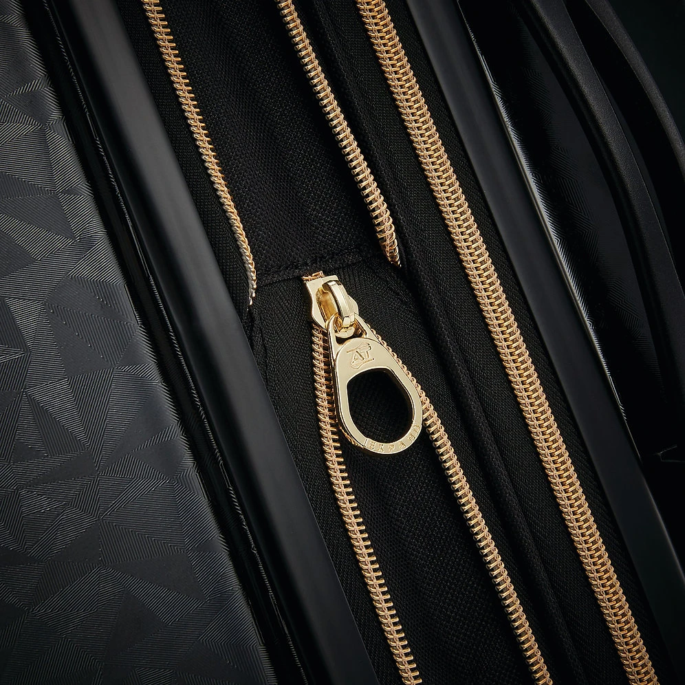 American Tourister Belle Voyage Hardside 20" Spinner-Carry-On 8 American Tourister Belle Voyage Hardside 20" Spinner-Carry-On - Image 6