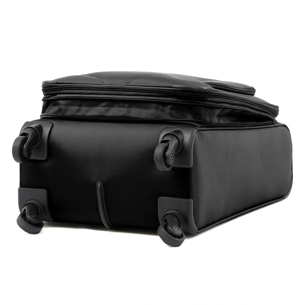 Atlantic Ultra Lite 4 21" Carry-on Softside Spinner 4 Atlantic Ultra Lite 4 21" Carry-on Softside Spinner - Image 2