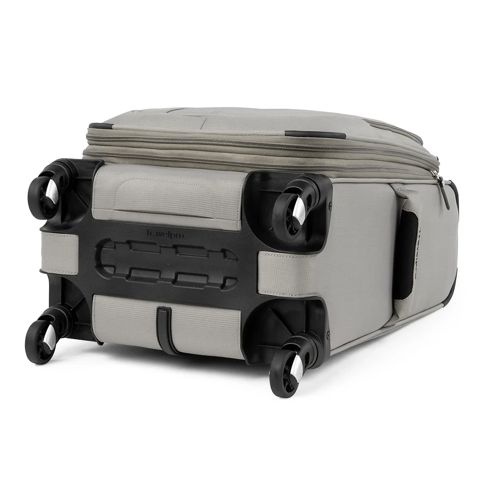 Travelpro Maxlite 5 21" Expandable Carry-On Spinner 15 Travelpro Maxlite 5 21" Expandable Carry-On Spinner - Image 13